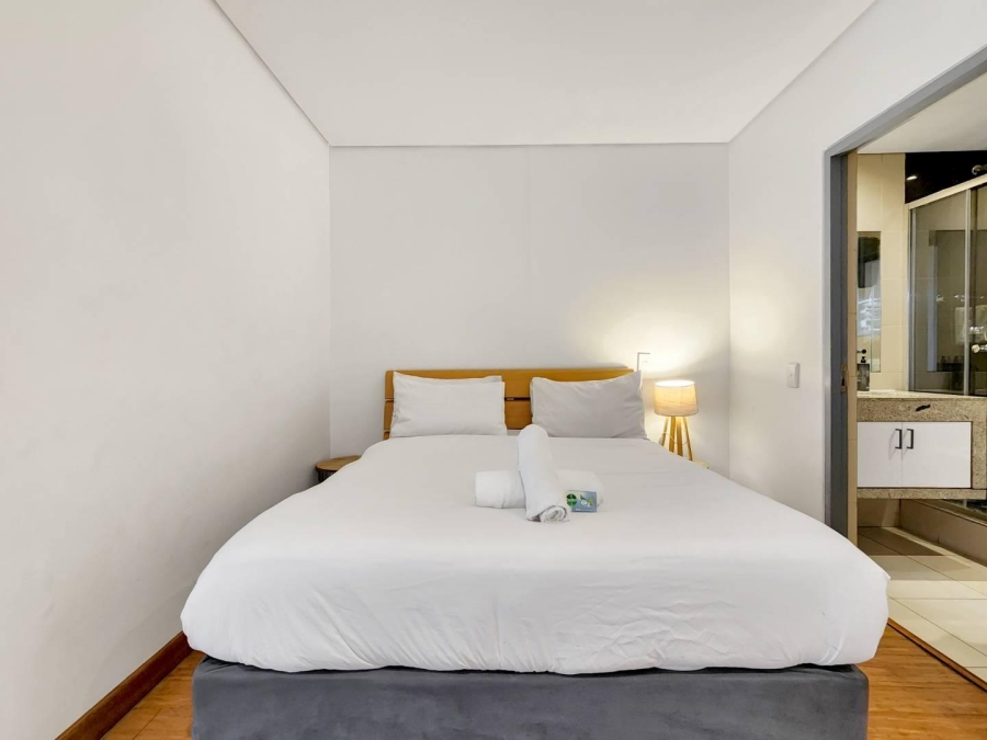 1 Bedroom Property for Sale in De Waterkant Western Cape